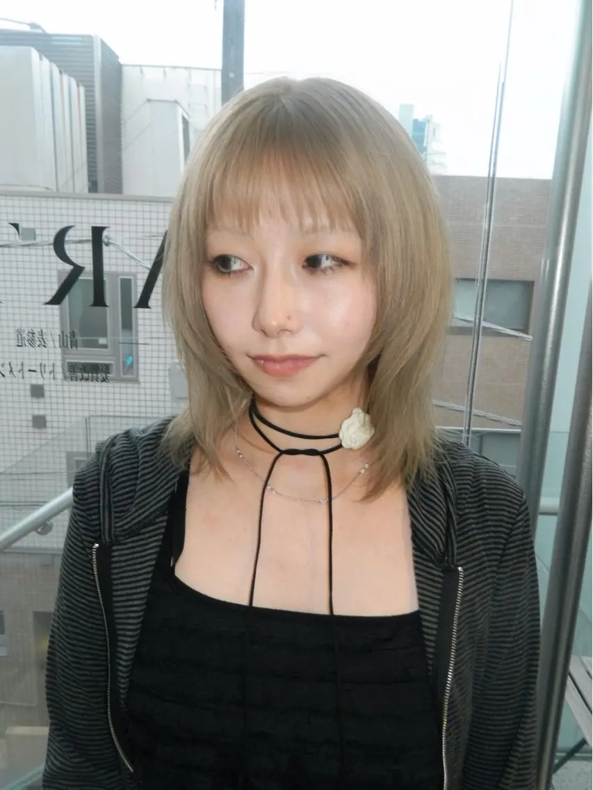ミディアム カラー ベージュカラー ハッシュカット ヘアカラー トリートメント 個性/レイヤー/ sakura🪽のヘアスタイル