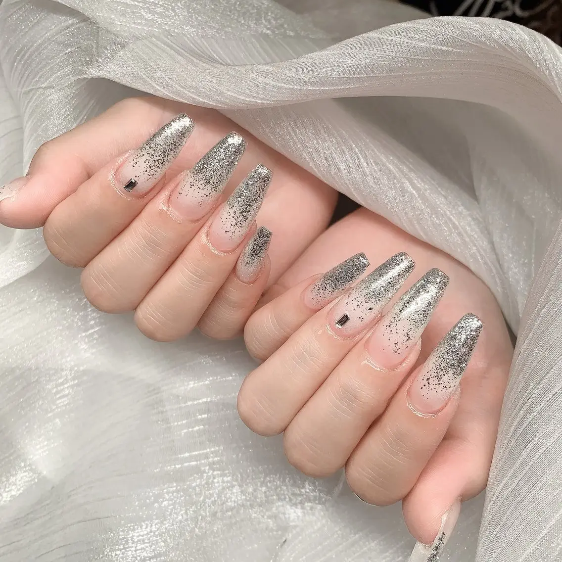 ロング ロング ハンドネイル あい 小森のネイルデザイン
