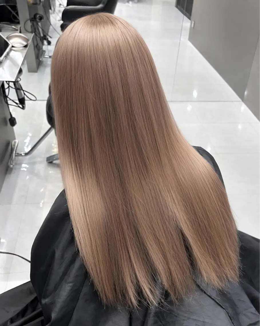 カラー iki shihoのヘアスタイル