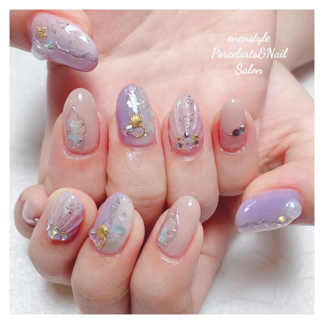 ミディアム ネイル 🐾enen style 🐾のネイルデザイン
