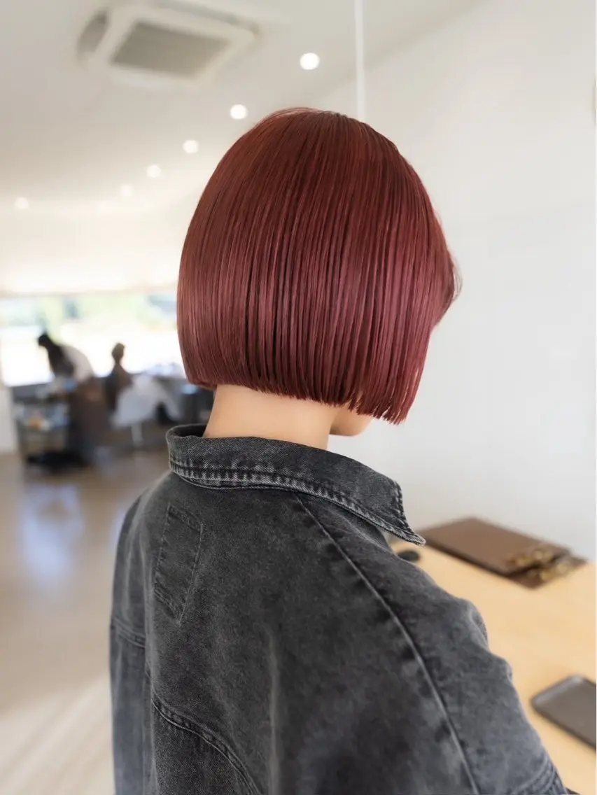 {🌷月火限定🌷｝ボブカット+ブリーチWカラー🫶リタッチブリーチ、全体ブリーチでハイトーンにしたい⭕️の写真