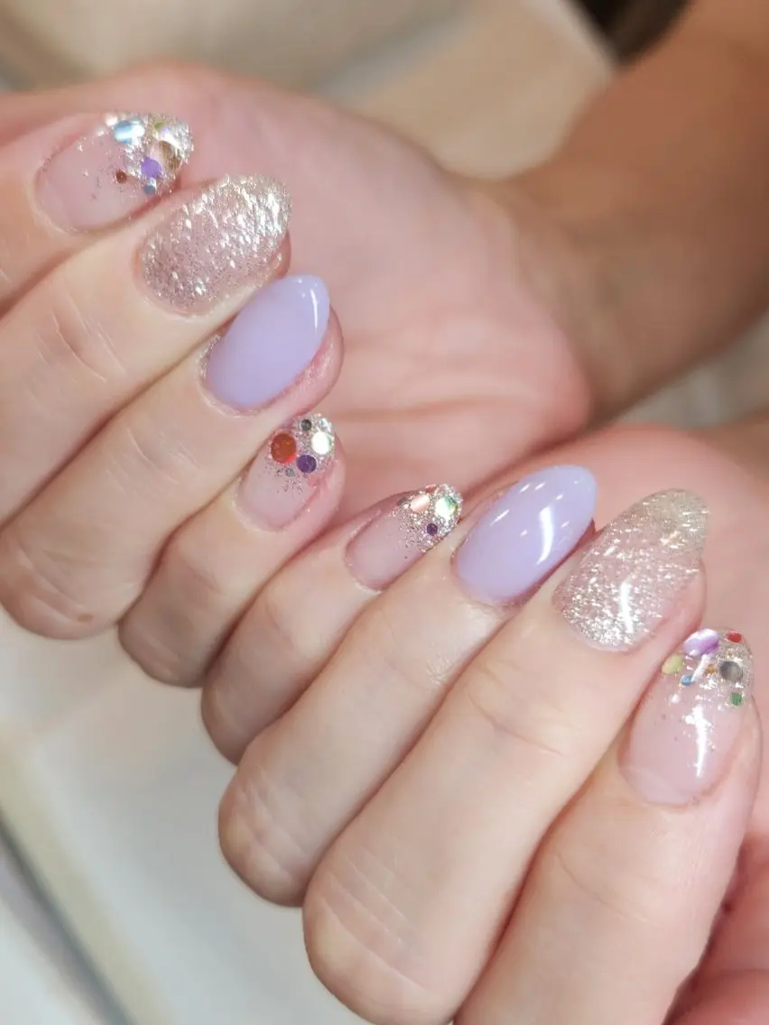 ネイル ホログラムネイル パープル NailSalon N.中目黒のネイルデザイン