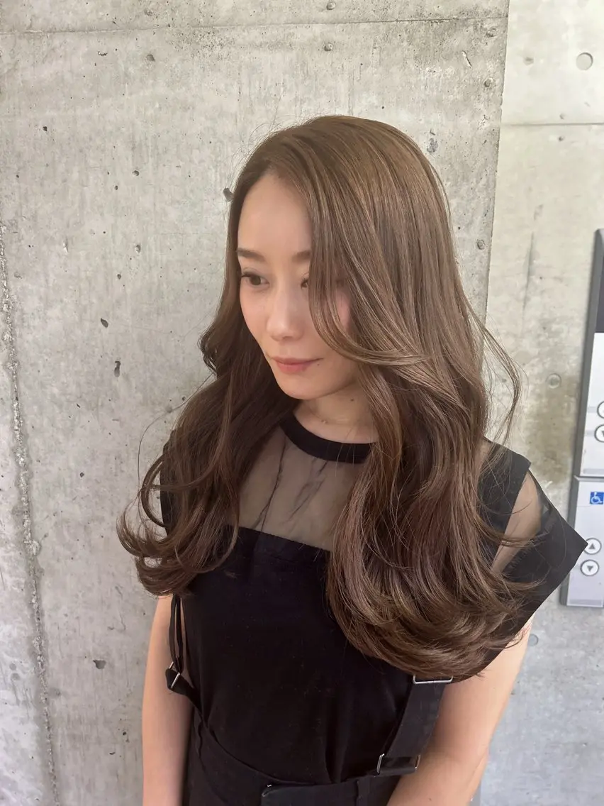 ロング カラー カット ヘアカラー トリートメント 🎨デザイン🥇 美髪・艶髪 日暮千敬のヘアスタイル