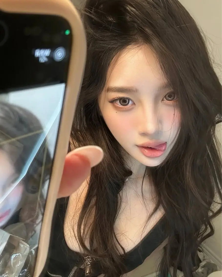 ロング カラー ヘアカラー トリートメント グレージュ/艶カラー 🎀nanakaㅤのヘアスタイル
