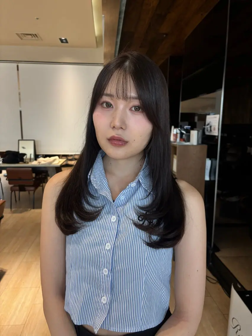 セミロング カラー 顔周りカット レイヤーカット 穂積 未優のヘアスタイル