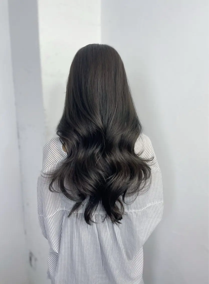 ロング カット ヘアカラー MINAMO 韓国レイヤーのヘアスタイル