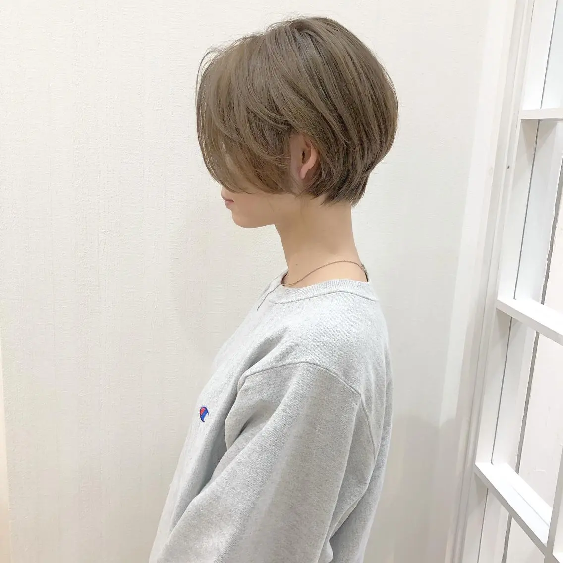 ショート カラー 横浜ブリーチムラ直し ハイトーン/ブリーチのヘアスタイル