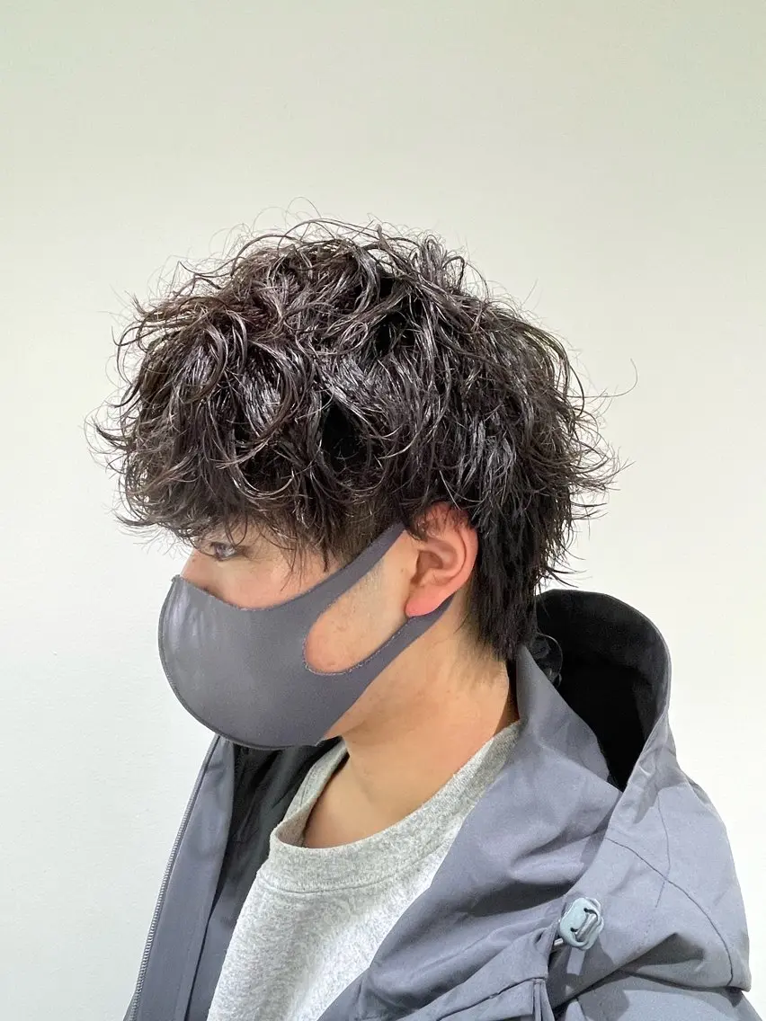 ショート パーマ ウルフカット 【シャドウパーマ センターパート】義心のヘアスタイル