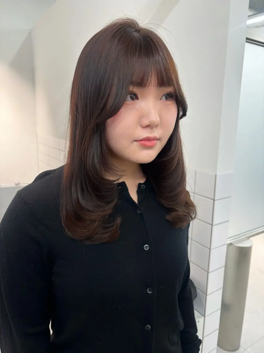 ミディアム カラー ミディアムレイヤー レイヤーカット カット ヘアカラー 𝗺𝗶𝗸𝘂♡ 似合わせ🎀のヘアスタイル