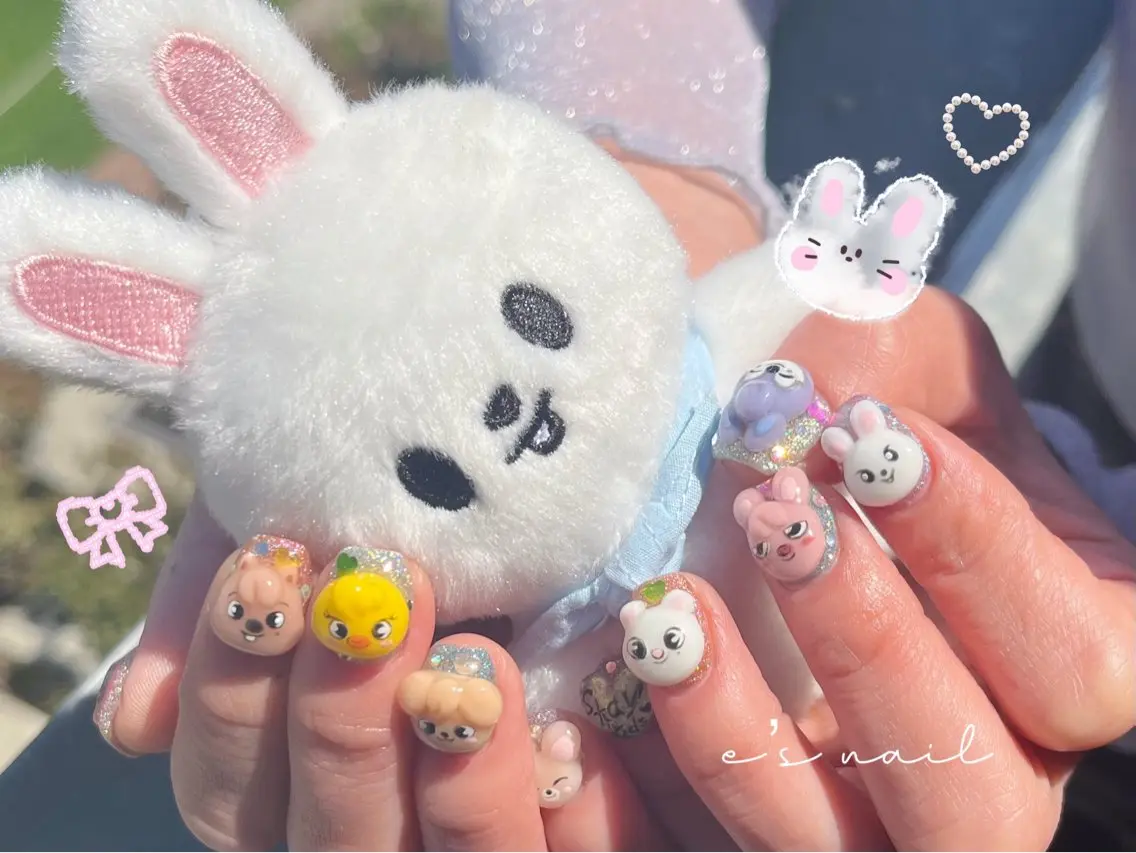 ネイル ハンドネイル ハンドケア e’s nail Lumièreのネイルデザイン