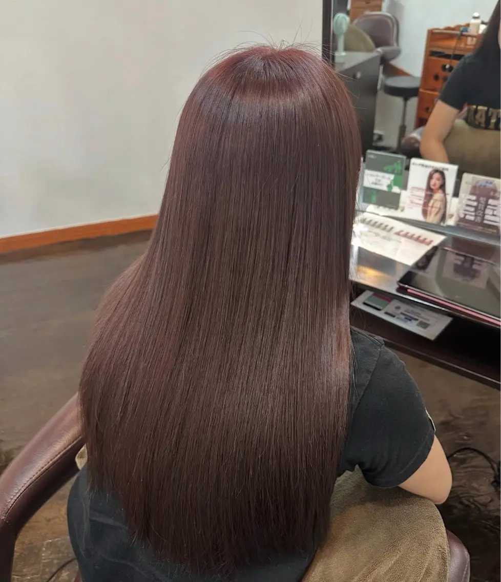 ロング カラー 山本 真央のヘアスタイル