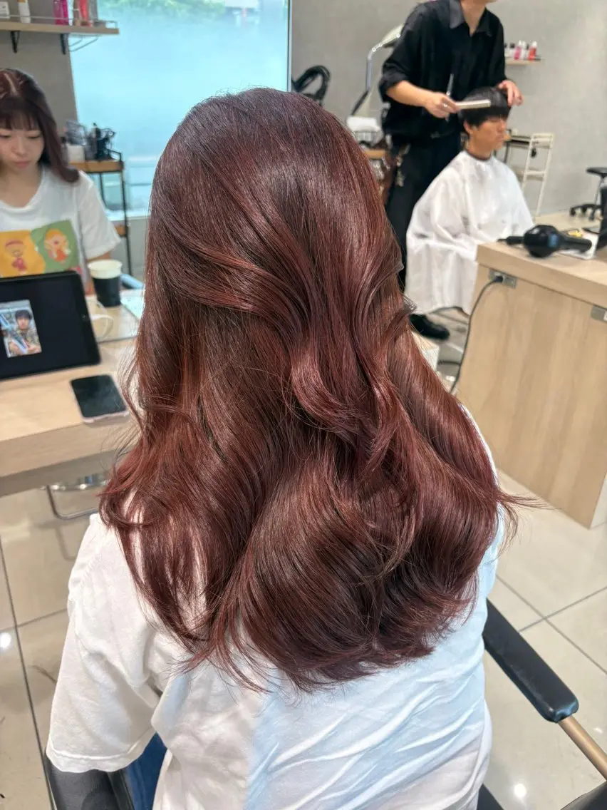 ロング ヘアカラー ⟡.·韓国ヘア*.ﾟ 室岡　咲希のヘアスタイル