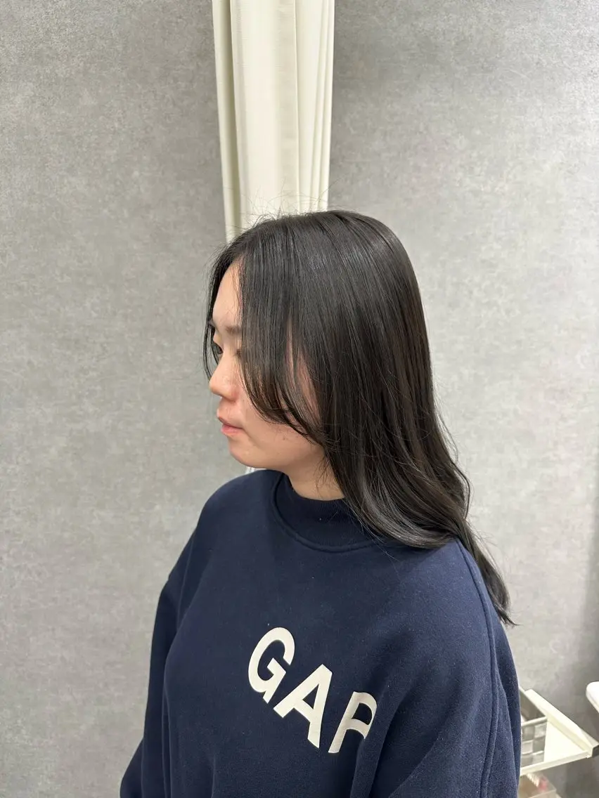 セミロング カット ヘアカラー 巻ける髪質改善🫧ハ イライト/永田汰伊智のヘアスタイル