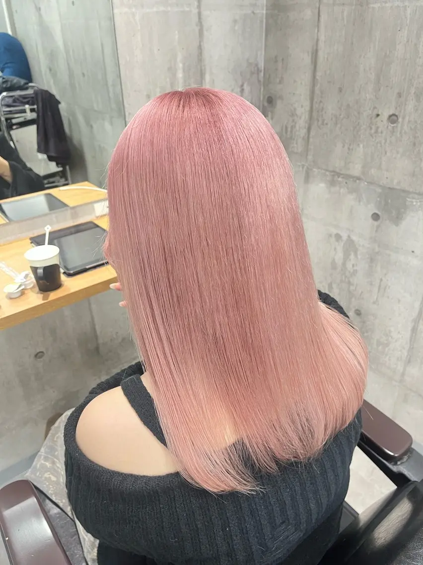 ロング カラー カット ヘアカラー トリートメント ヘアセット newi赤羽 HINATAのヘアスタイル