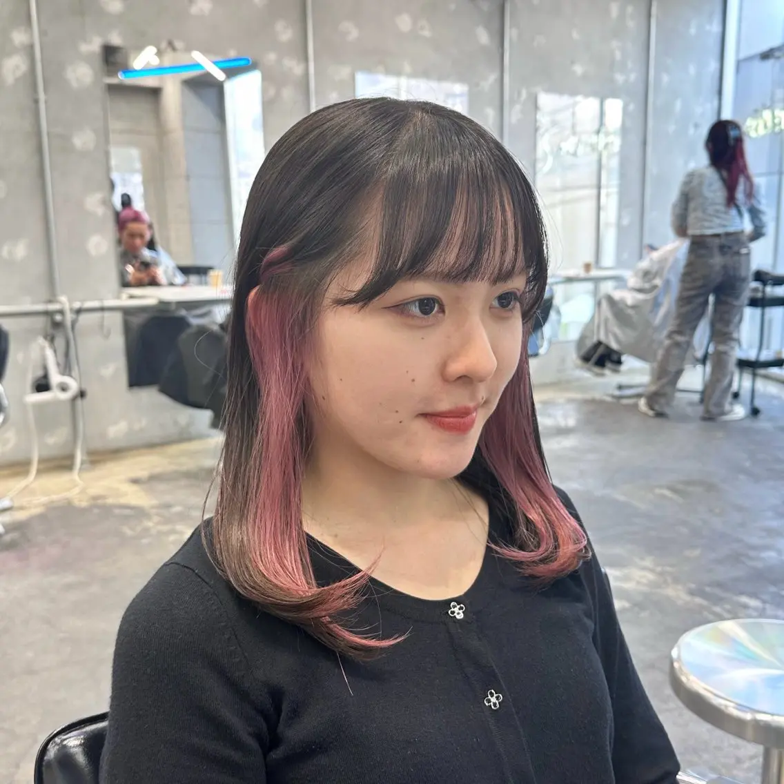 セミロング カラー ヘアアレンジ イヤリングカラー 🎀モテ暖色× エクステ🎀あかりのヘアスタイル