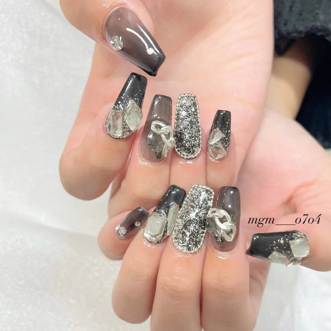 ネイル ハンドネイル ハンドケア MoON...❤︎ MeGuのネイルデザイン