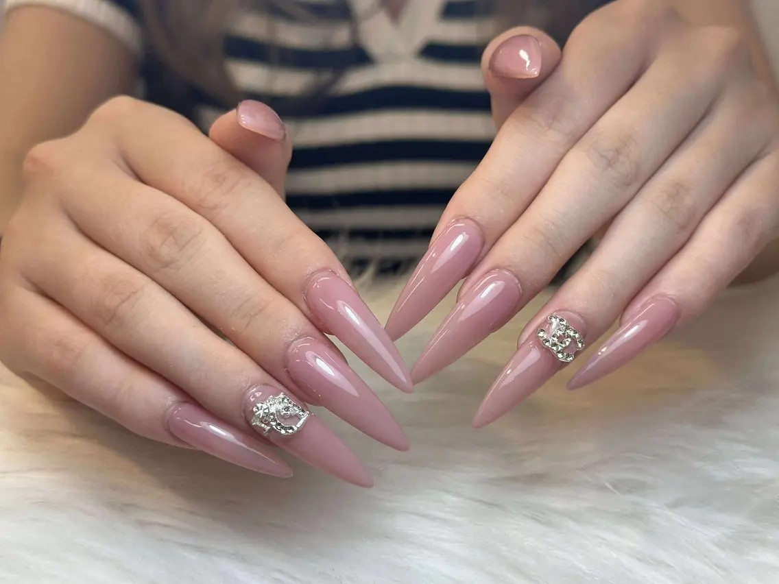 ネイル アートネイル 成人式 ジェルネイル ニュアンスネイル 夏ネイル Nie Nail Shinokuboのネイルデザイン