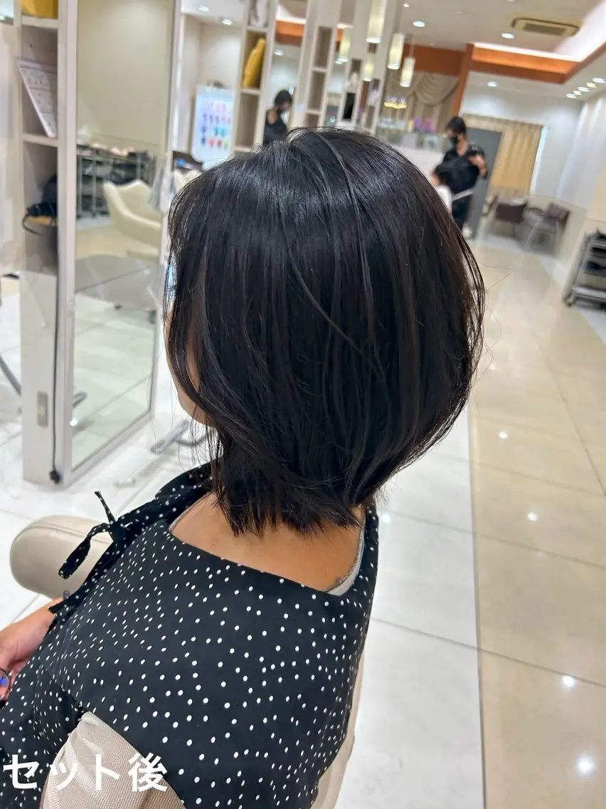 ミディアム 髙木 碧唯のヘアスタイル