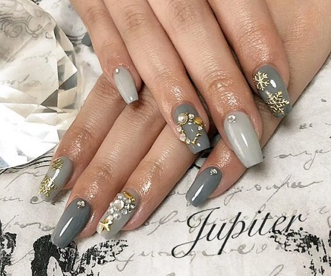 ネイル 冬ネイル Jupiter .のネイルデザイン