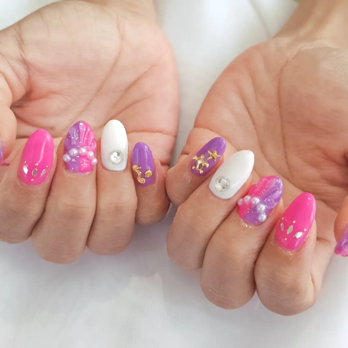 ネイル ぷっくりネイル 夏ネイル ハンドネイル felicita fumi🩷のネイルデザイン