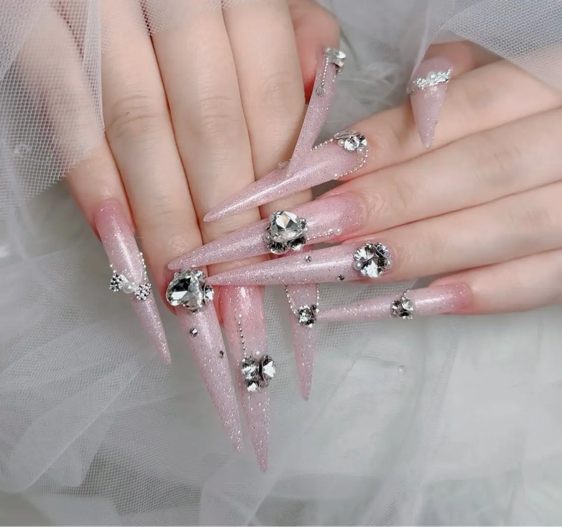 ネイル チークネイル 長さ出し フラッシュネイル フレンチネイル グラデーション ハンドネイル Lenie Nail Salonのネイルデザイン