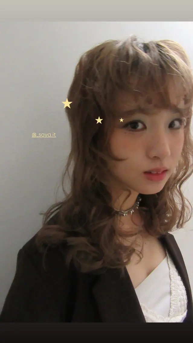 セミロング ayabe miouのヘアスタイル