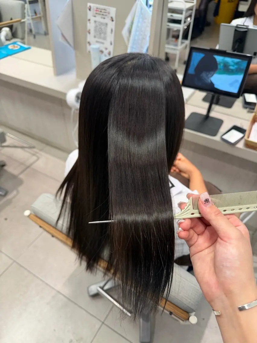ロング パーマ 縮毛矯正 ヘアカラー推💫永尾 胡桃のヘアスタイル