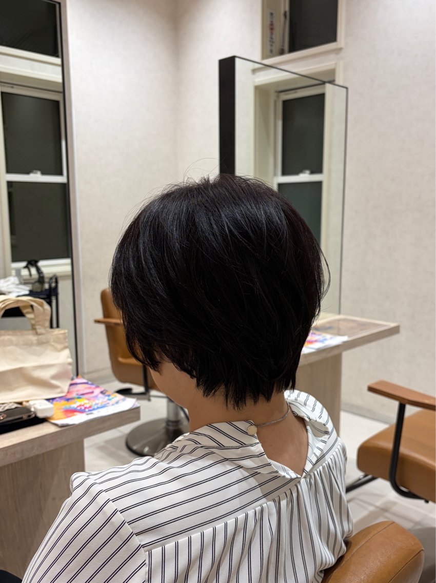 ショート ⭐️うる艶カラー 募集　まゆ⭐️のヘアスタイル