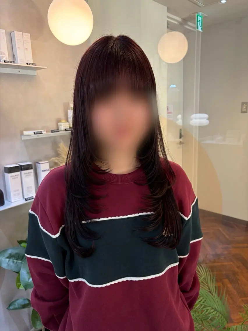 ロング ロングレイヤー ハイレイヤー レイヤーカット ロング カット ヘアカラー トリートメント Ayano🎀似 合わせ×透明感🎀のヘアスタイル