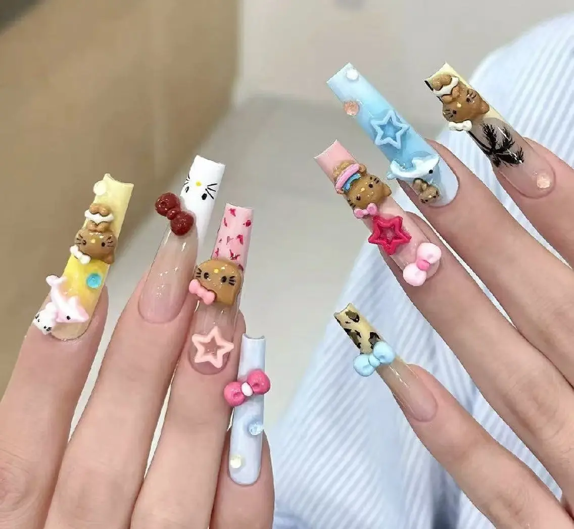 ネイル フラワーネイル フレンチネイル ジェルネイル ガラスフレンチ ハート ハンドネイル Oomiya 服部のネイルデザイン