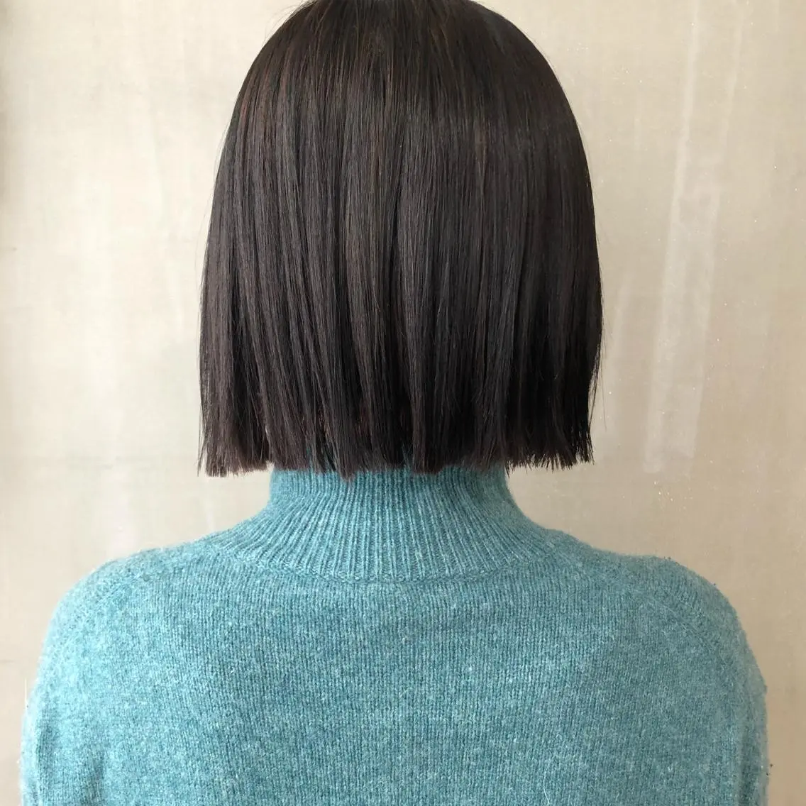 ショート カラー 黒髪 ボブ ウルフレイヤーカット /チヒロのヘアスタイル