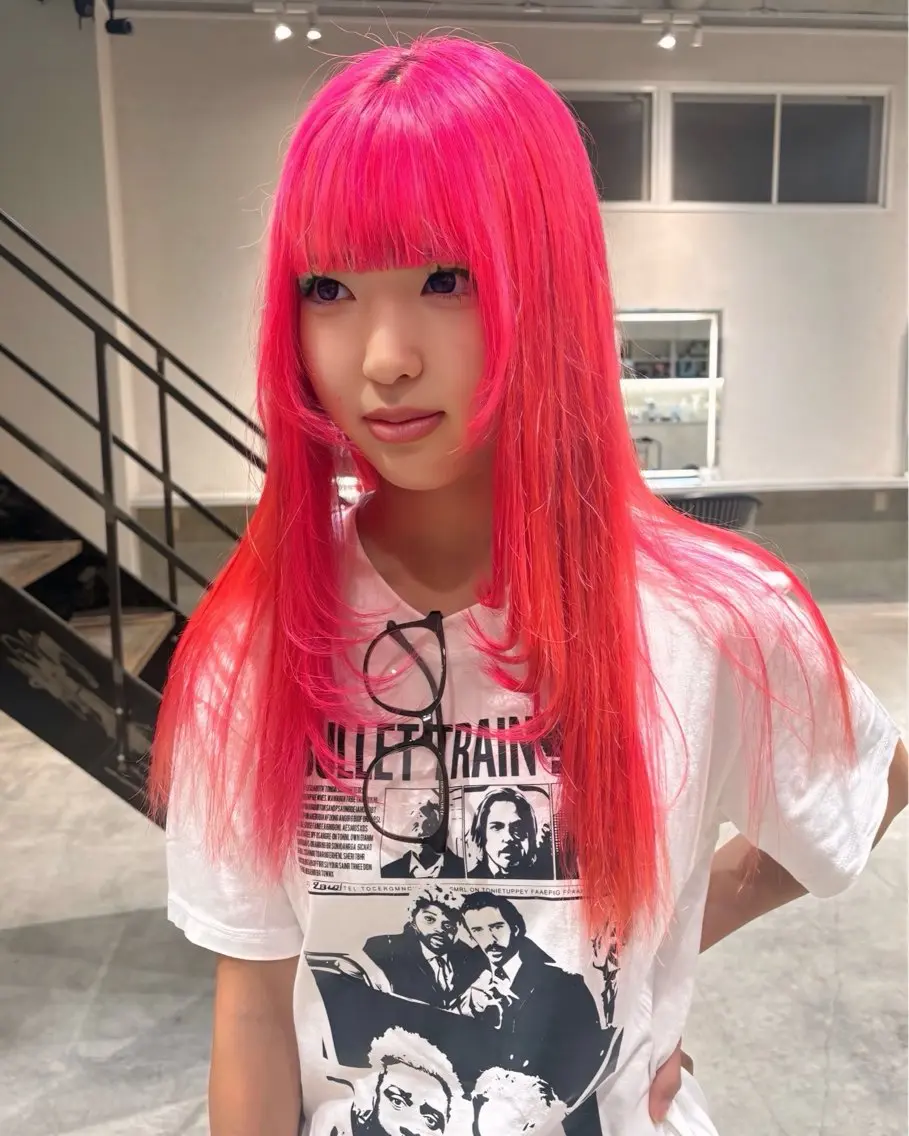 【モデル様限定パキパキハイトーンカラー🩷】　1ブリーチカラー+トリートメントの写真