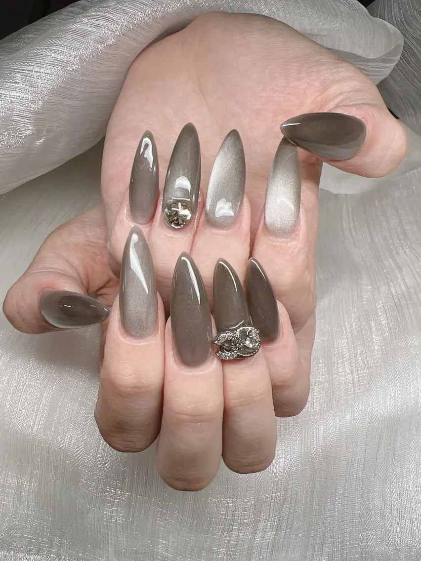 ネイル ハンドネイル Lee Nails チップ長さだし専門店のネイルデザイン