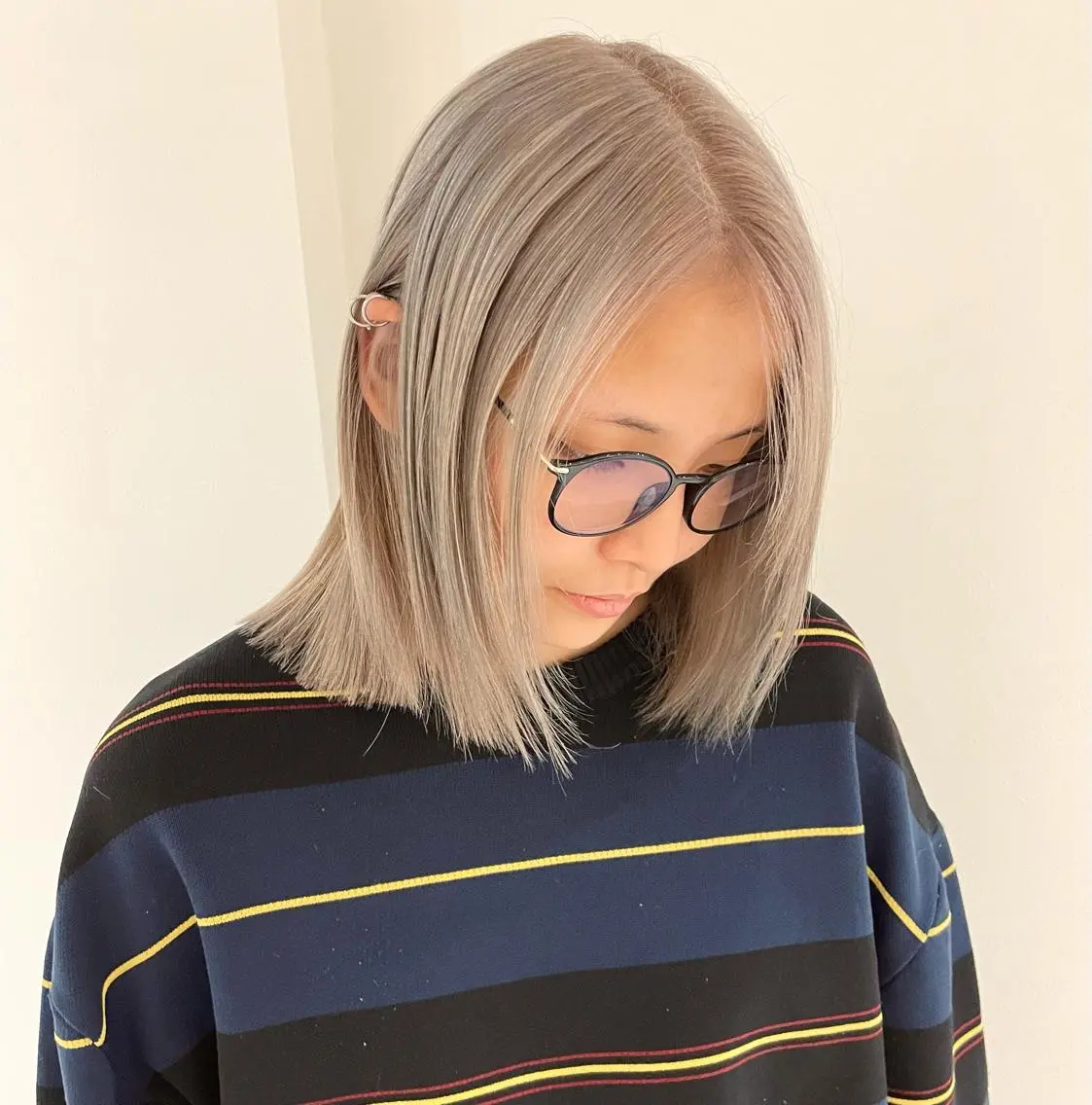 ミディアム レイヤー/エクステ Veluaのヘアスタイル