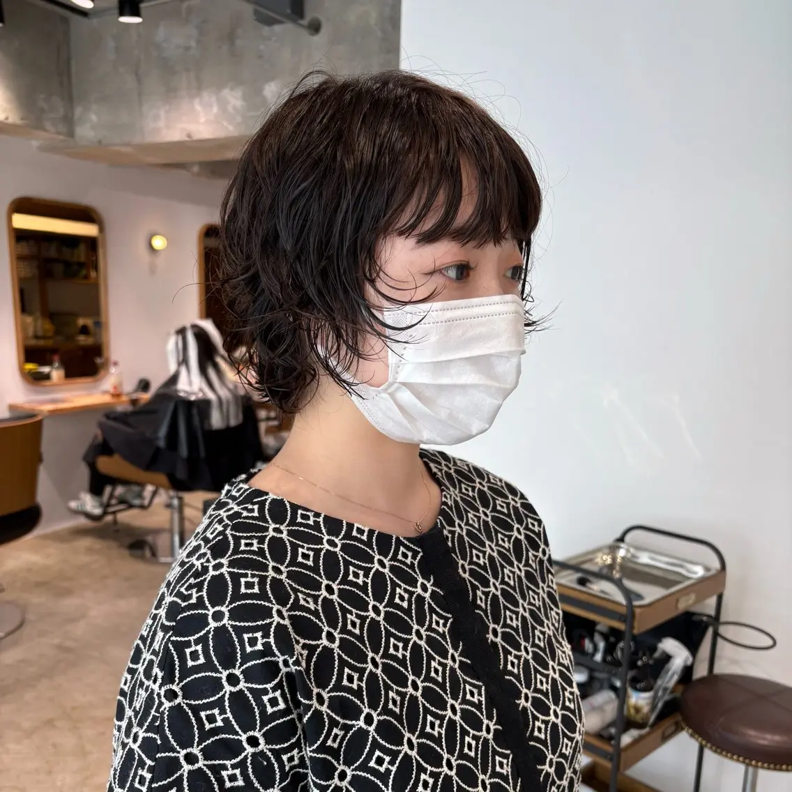 ショート パーマ ボブ レイヤーカット ウルフカット ウルフボブ カット パーマ パ ルのヘアスタイル