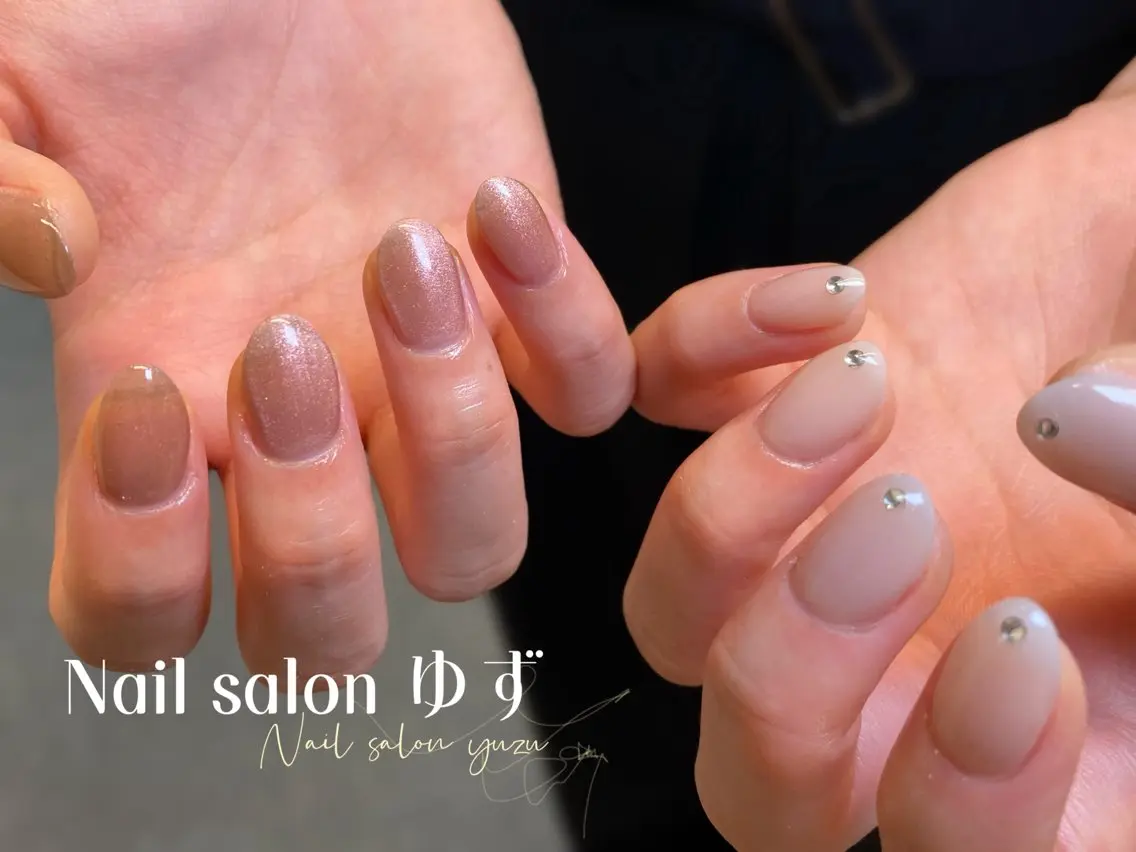 ネイル カジュアル チークネイル 成人式 ドット フレンチネイル ゆず- Nail Salonのネイルデザイン