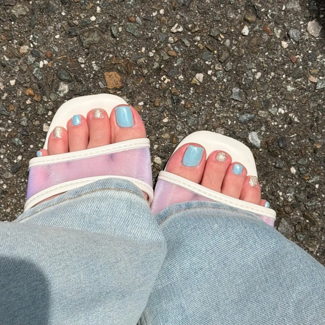 ネイル フットネイル 井脇 優花のネイルデザイン