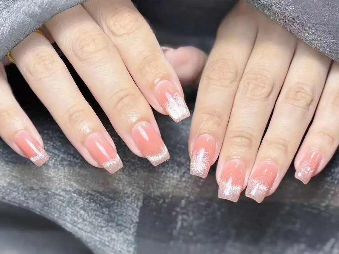 ネイル チークネイル 長さ出し フレンチネイル グラデーション マグネットネイル ハンドネイル ハンドケア 💕Dreamy KIYO💕のネイルデザイン