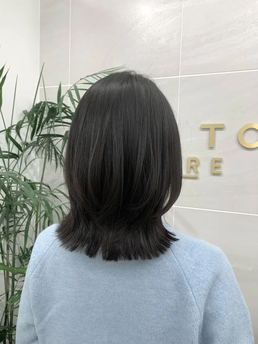 ミディアム レイヤーカット カット ヘッドスパ 本格ヘッドスパ🌿 ×ヘア 佐藤のヘアスタイル