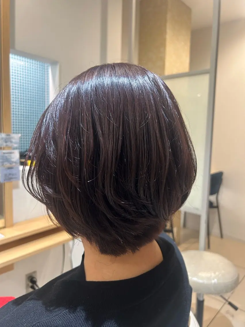 ショート カット ヘアカラー 青井 梨紗のヘアスタイル