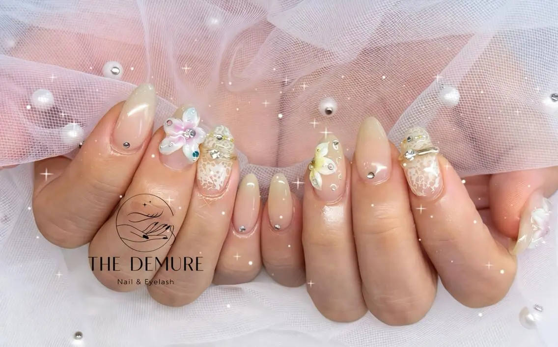 ネイル アートネイル 韓国ネイル マグネットネイル オフィスネイル スカルプネイル ハンドネイル ハンドケア NailDemure 【銀座店】のネイルデザイン