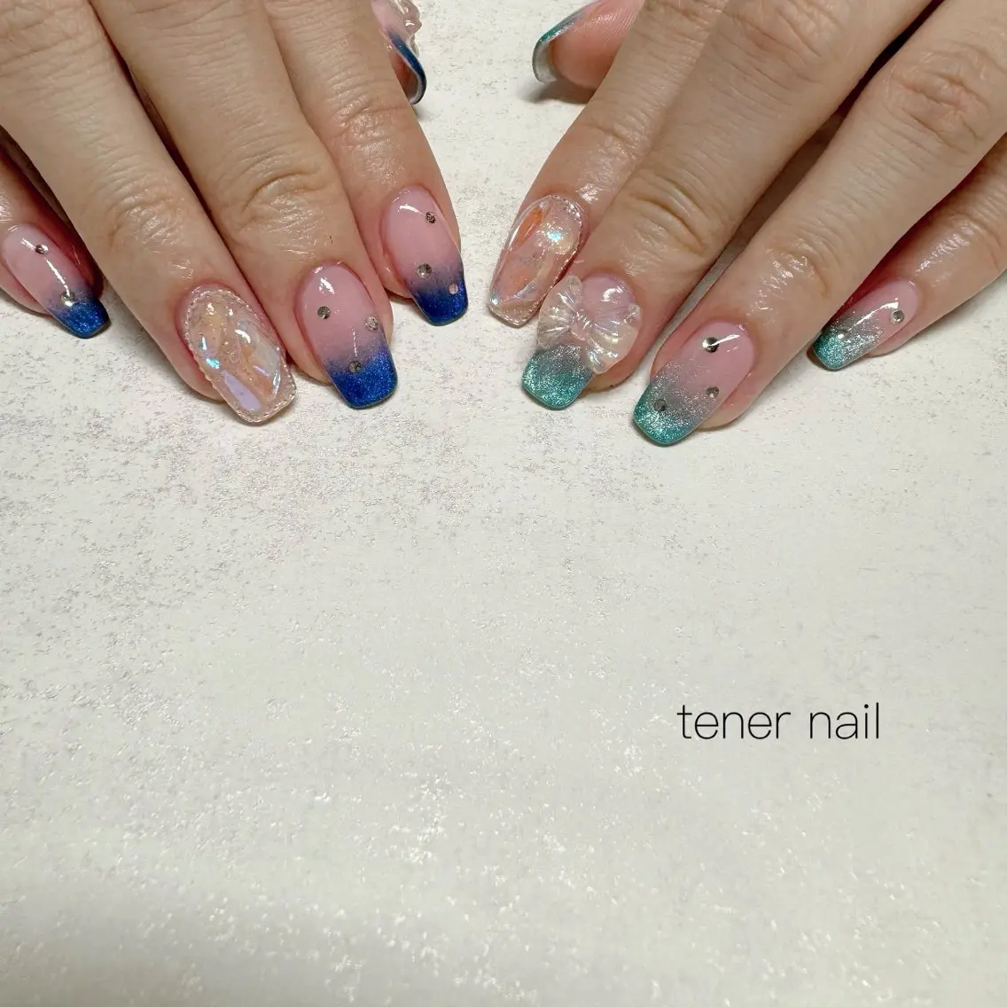 ネイル オーロラネイル グラデーション マグネットネイル ストーンネイル ハンドネイル テネルネイル tener nailのネイルデザイン