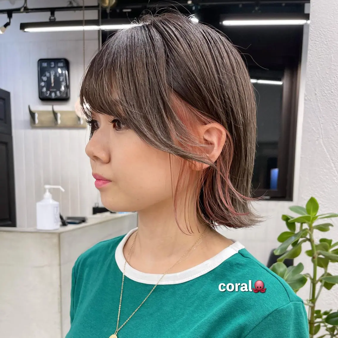 ショート カラー ピンクカラー カット ヘアカラー トリートメント ブリーチダブルカラー 【koide】のヘアスタイル
