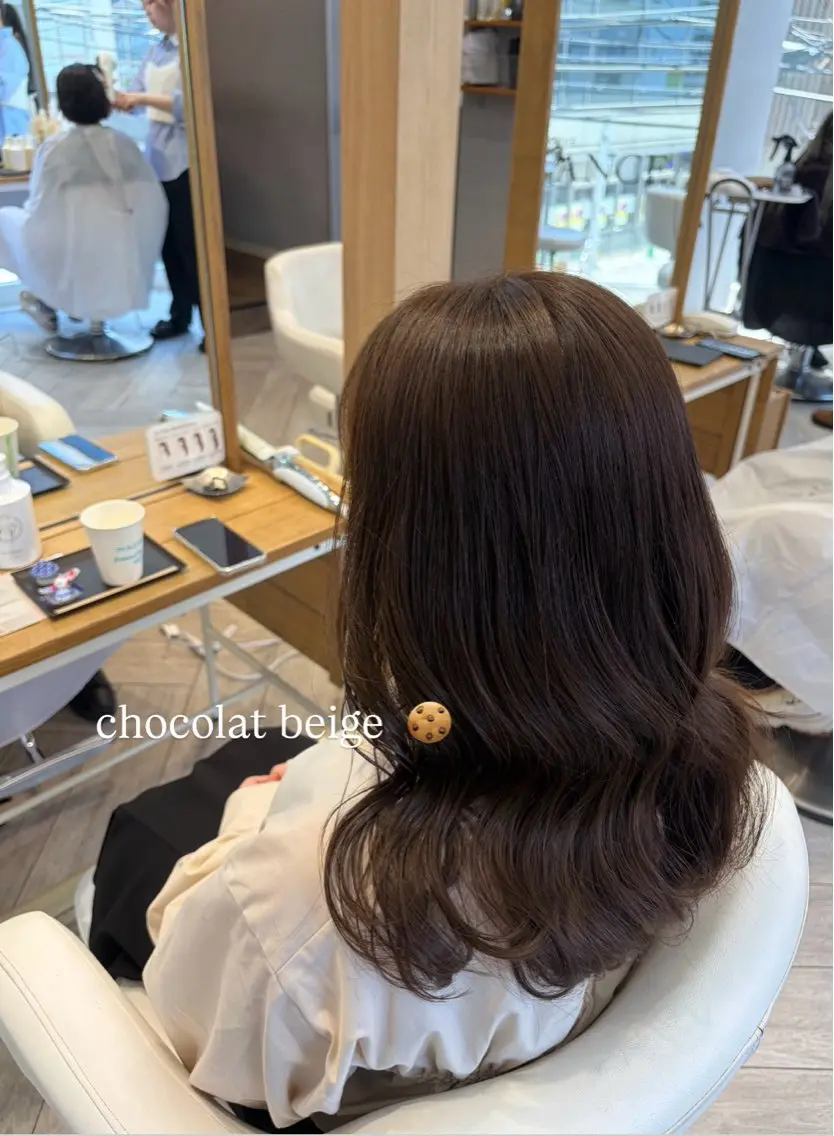 ミディアム カット ヘアカラー トリートメント 蓮池 愛海のヘアスタイル