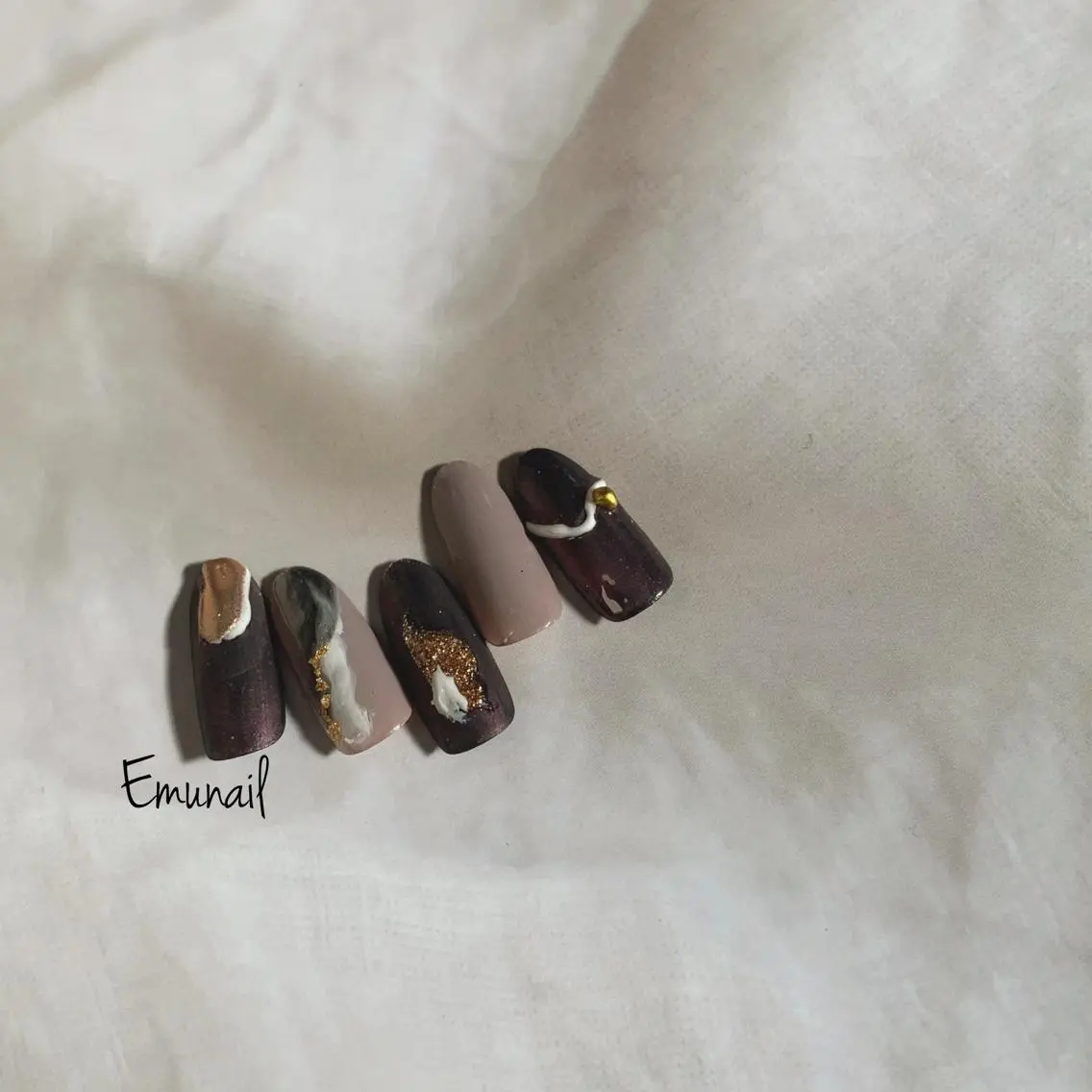 ネイル ハンドネイル Emu Nailのネイルデザイン