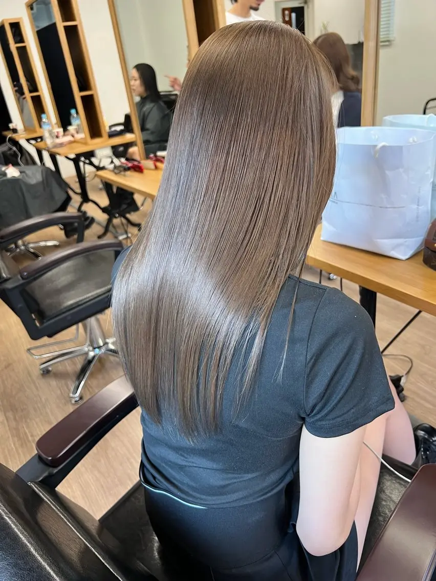 ロング カラー ブリーチ ハイトーン 特化🌈フジタハルキのヘアスタイル