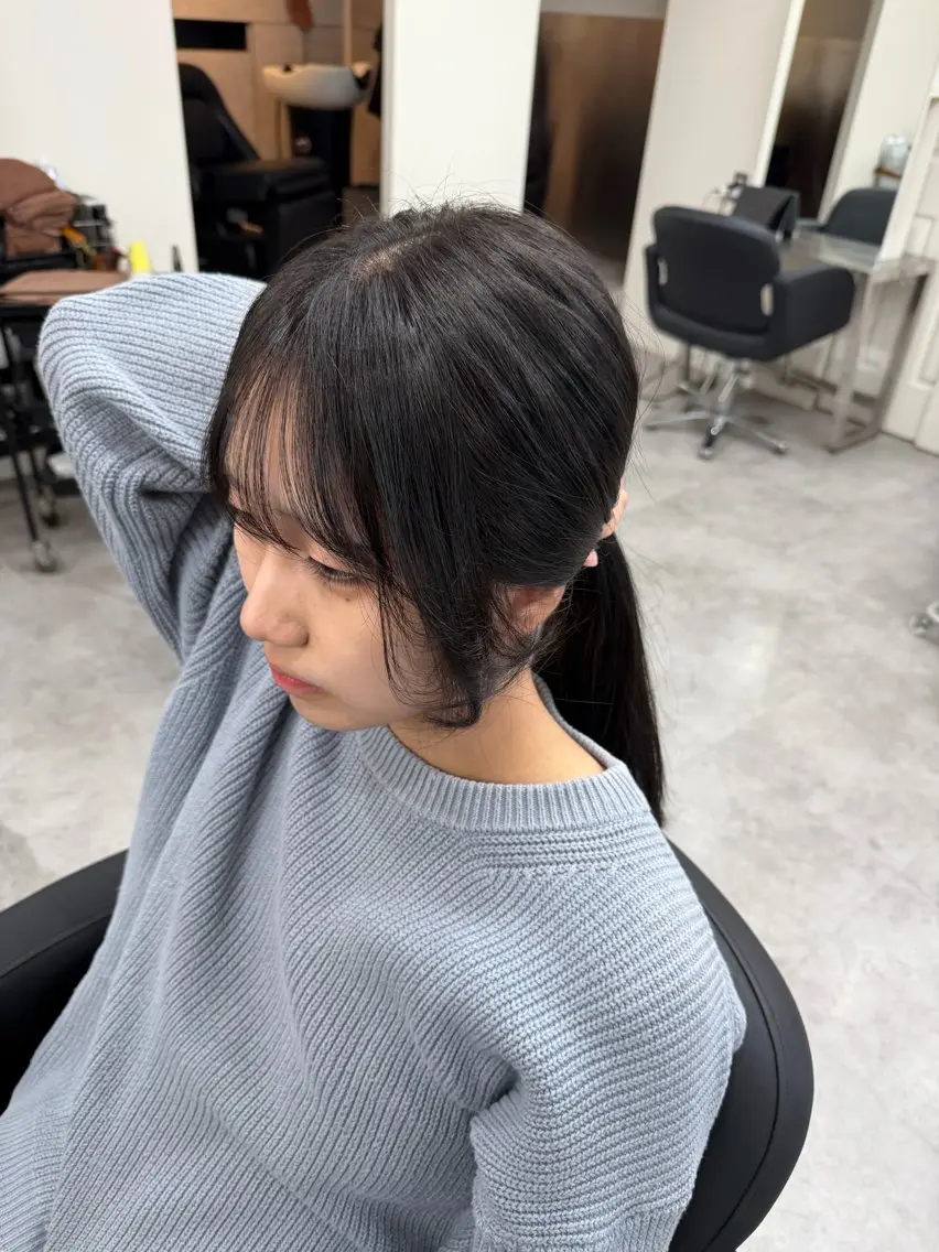 ロング カット 縮毛矯正 🫧とぅるん艶髪🫧 透明感カラー×猿渡のヘアスタイル