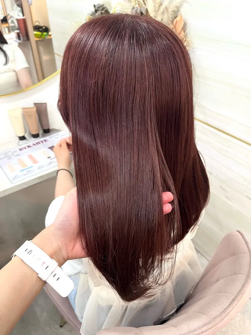 セミロング カラー ピンクカラー 🫧みひろ🫧カット カラーモデル募集のヘアスタイル