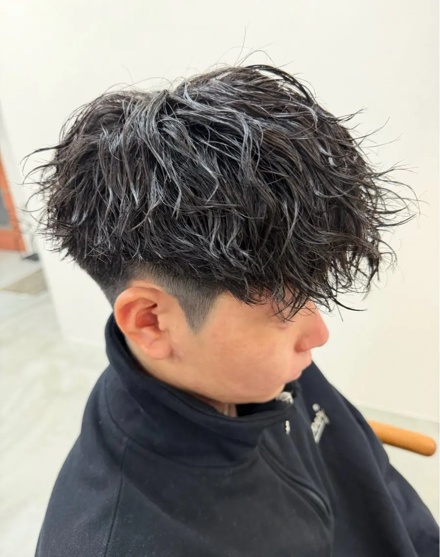 《✨人気No.2✨》【1～3回目まで】メンズカット＋ツイストスパイラルパーマ(シャンプーブロー込🚿)の写真