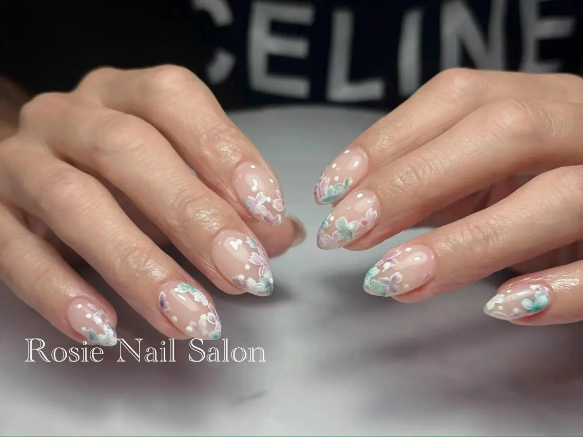 ネイル Rosie Nail サロン南越谷のネイルデザイン